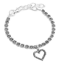 Load image into Gallery viewer, Pearl Collar with Heart Charm Kitty/Puppy Collar
