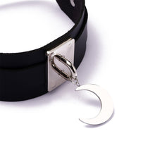 Load image into Gallery viewer, Crescent Moon Choker - Blingdropz

