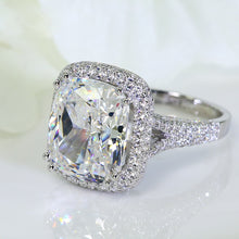 Load image into Gallery viewer, Ice Cube Stone Ring - Blingdropz
