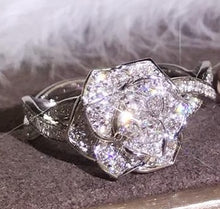 Load image into Gallery viewer, Mystical Stone Flower Ring - Blingdropz
