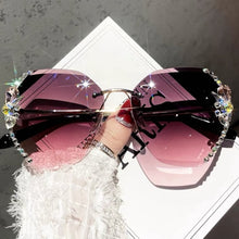 Load image into Gallery viewer, Crystal Frame Sunglasses - Blingdropz
