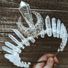 Load image into Gallery viewer, Crystal Quartz Crown - Blingdropz
